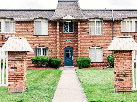 3rd image of 37140 Orchard Cir #40