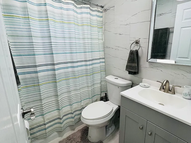 Englewood Dr NE — Photo 26