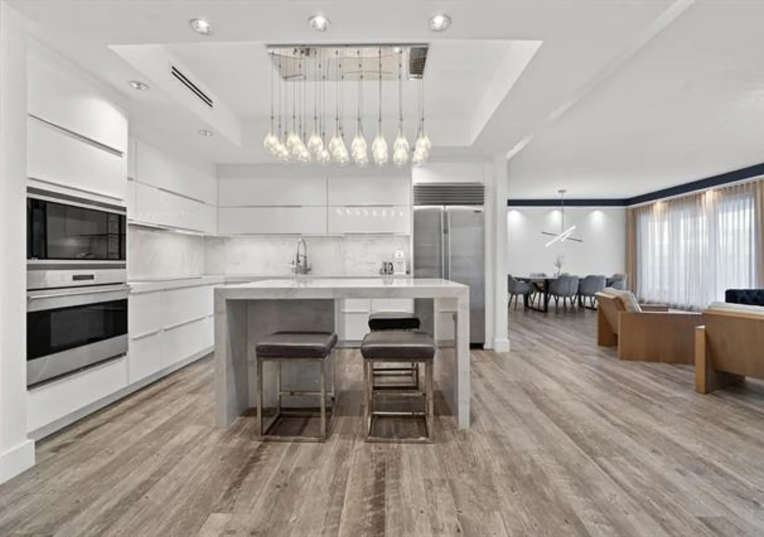 2301 Collins Ave cu-Ph14, Miami Beach, FL 33139 — Photo 3