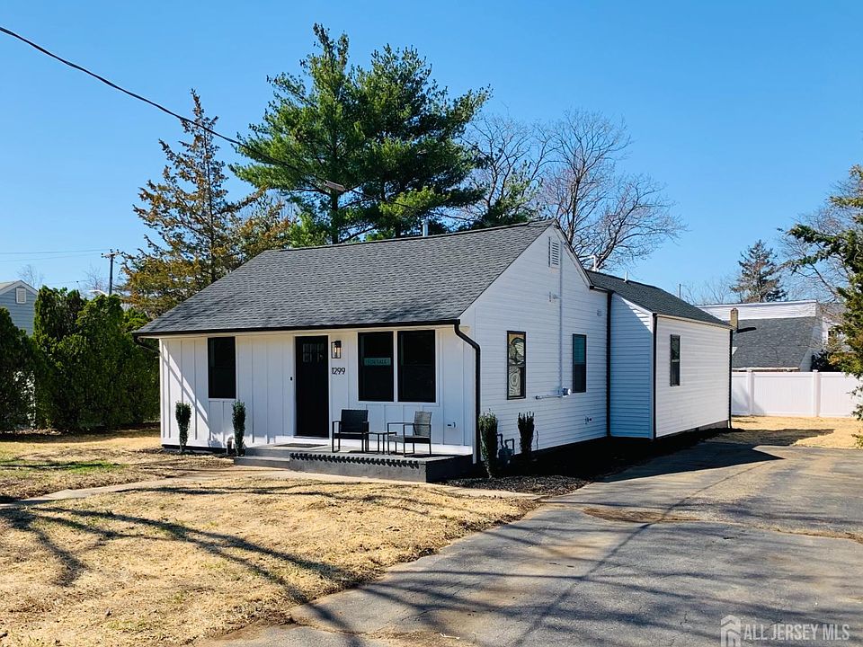 1st image of 1299 Englishtown Rd