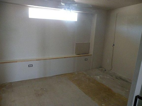 5th image of 3164 Desert View Ct