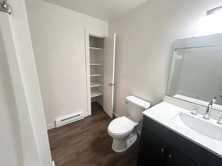19 Colorado Ave — Photo 26