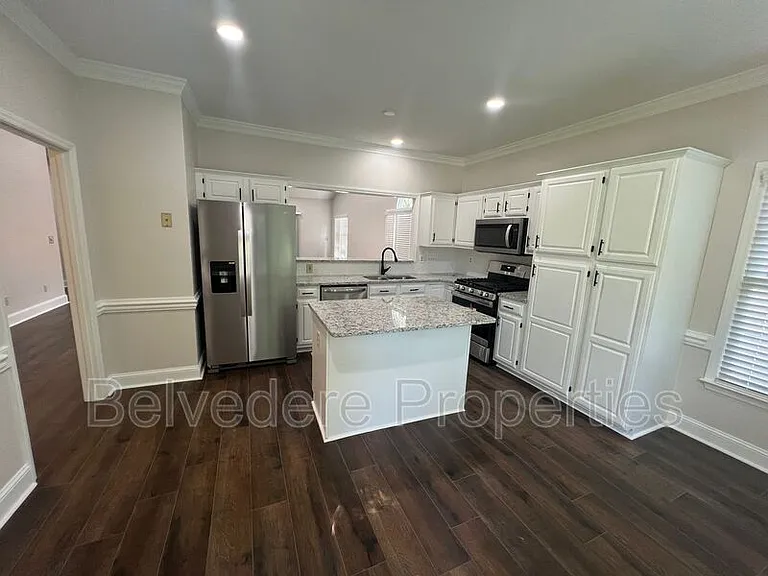 6409 Spyglass Dr — Photo 5