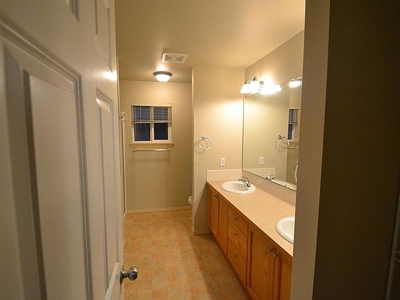 5th image of 3381 S 283rd Ln #37