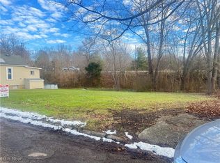 527 S 10th St, Cambridge, OH 43725