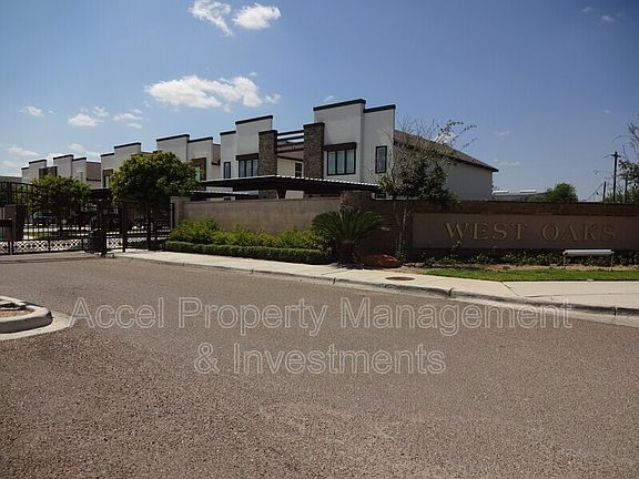 2nd image of 214 Fig Dr #2