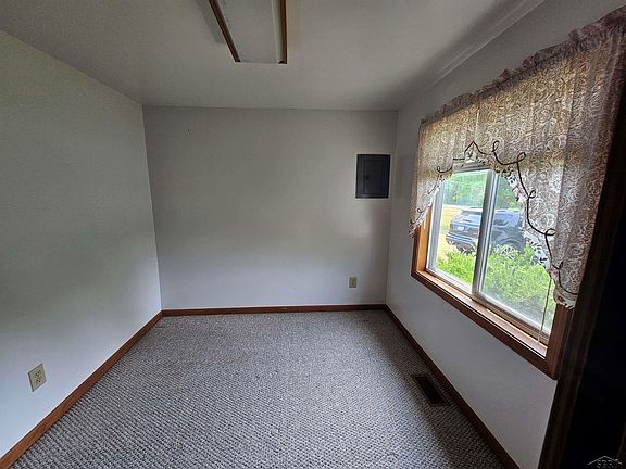 4th image of 357 E Townline 16 Rd #16