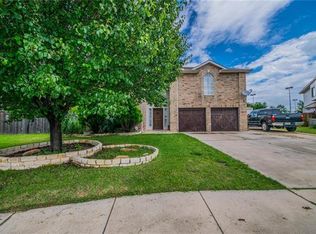 5740 Wimbledon Cir, Haltom City, TX 76137