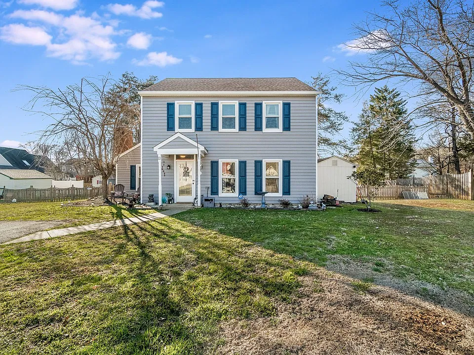 3 McCormick Ct