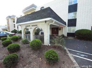 4825 Sherburn Ln UNIT 306B, Saint Matthews, KY 40207