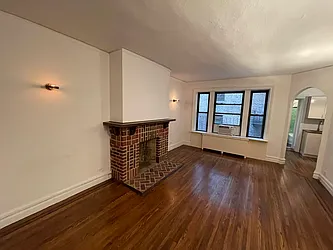 Rented by Century 21 Premier 