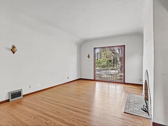 5th image of 2771 18th St