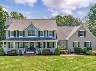 99 Meadowood Rd, Montgomery, NY 12549