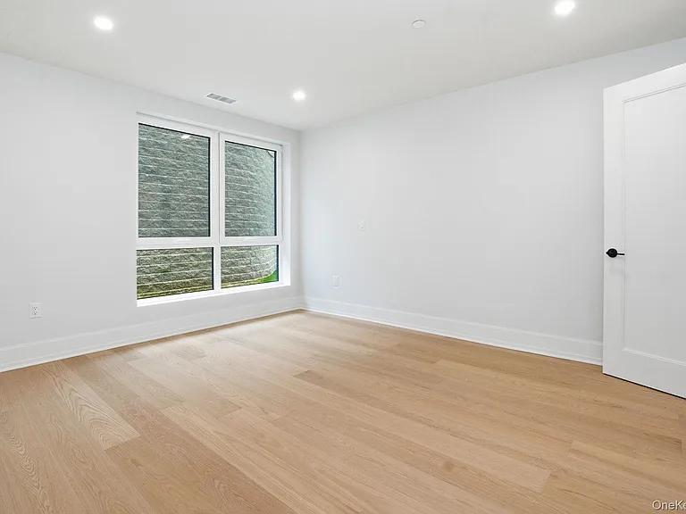 25 S Riverside Ave #107 — Photo 13