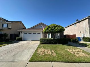 2928 Norwich Ave, Clovis, CA 93611