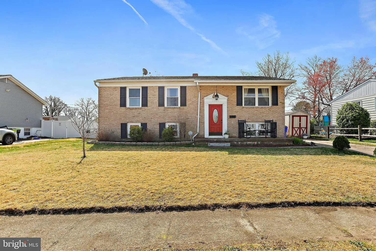 2407 Sycamore Ln photo 1