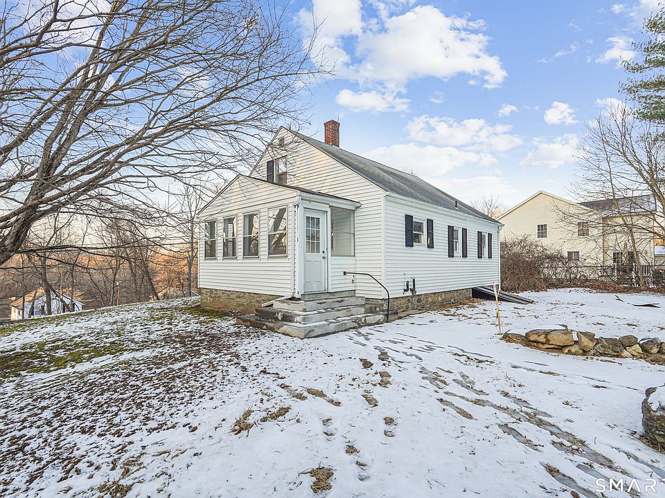 1st image of 20 McKenna Avenue