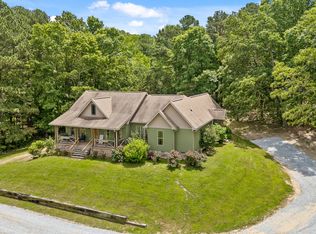 2571 Brow Rd, Trenton, GA 30752