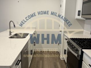 7051 Fair Oaks Rd, Mount Pleasant, WI 53403