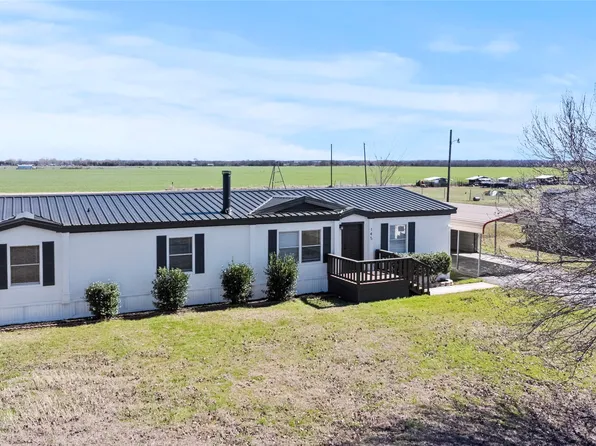 145 Cochise Dr, Ferris, TX 75125