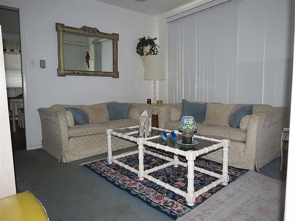 5th image of 131 61st St
