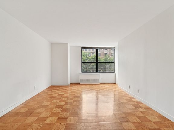 2nd image of 247 W 87th St APT 4G