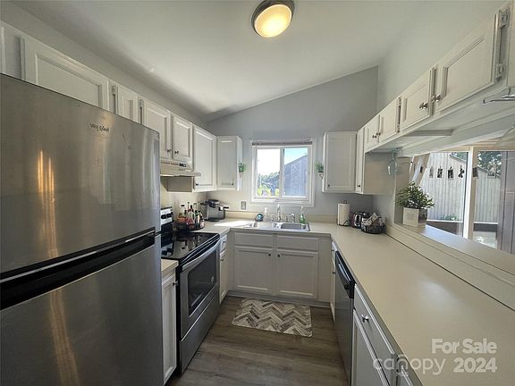 5th image of 521 Mallard Head Ln