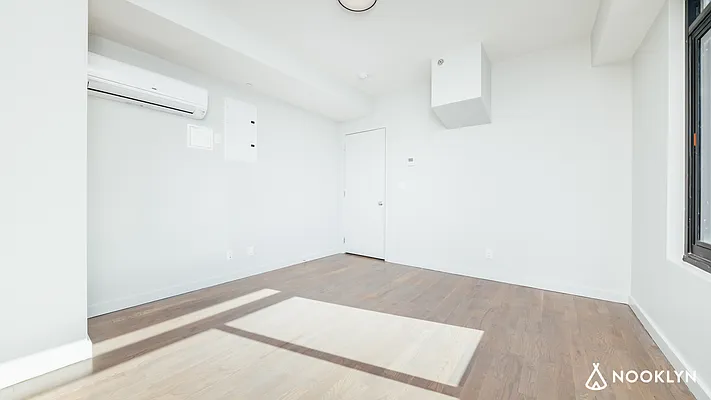 Rented by Nooklyn NYC LLC | media 64