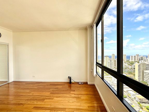 4th image of 2499 Kapiolani Blvd APT 3902