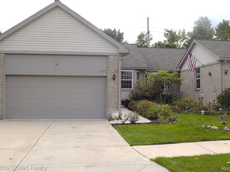 1st image of 3091 Harbor Ct #1