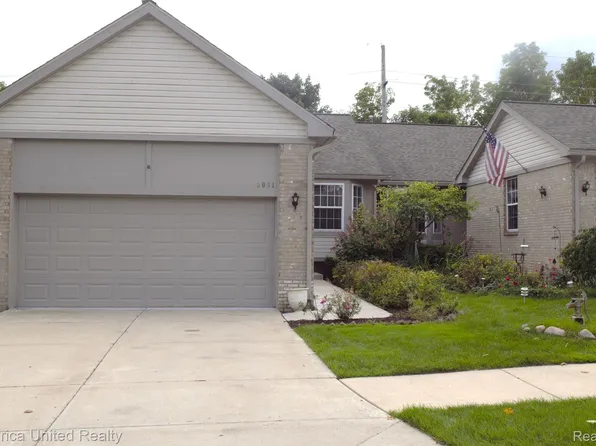 3091 Harbor Ct #1, Waterford, MI 48328