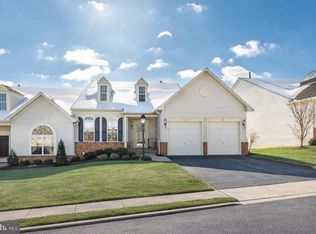 227 Fairmount Ct #33, Shrewsbury, PA