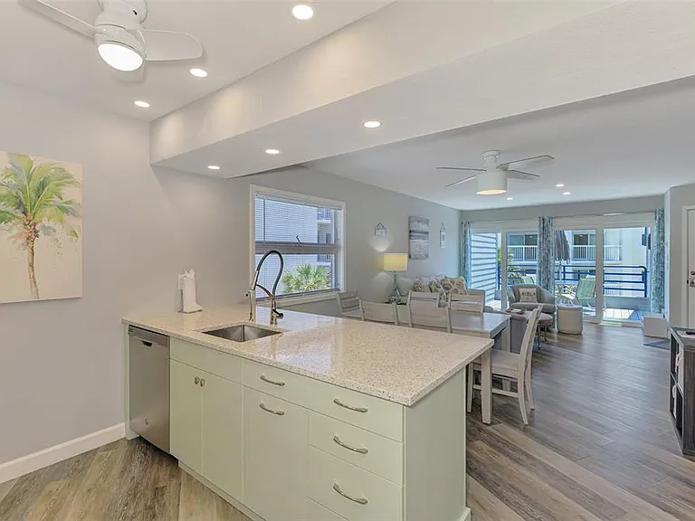 2400 N Beach Rd #17 — Photo 24