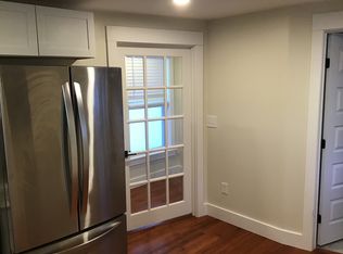 38 Pleasant St APT 4, Rockland, ME 04841