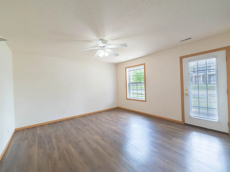 1337 Walton Dr #204 — Photo 8