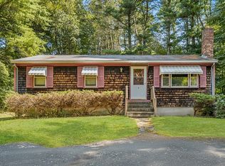 6 Simmons St, Assonet, MA 02702