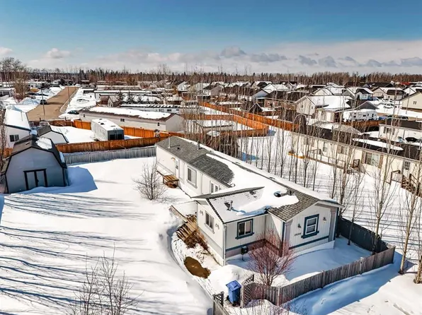 10306 E Homestead Way, La Crete, AB T0H 2H0