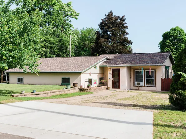 1619 Hayes St, La Crosse, WI 54603