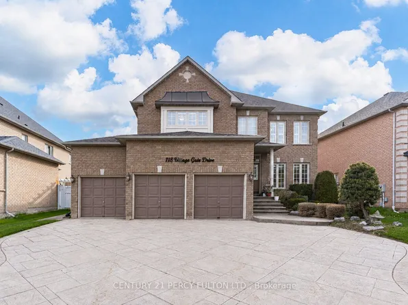 118 Village Gate Dr, Markham, ON L6C 1V5