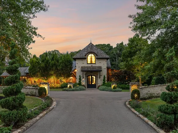 5715 Greenbrier Rd, Franklin, TN 37064