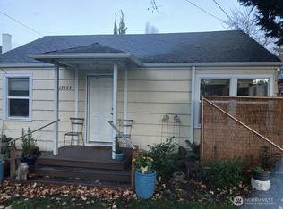 17304 97th Pl SW, Vashon, WA 98070