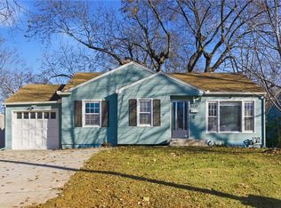 8327 Madison Ave, Kansas City, MO 64114