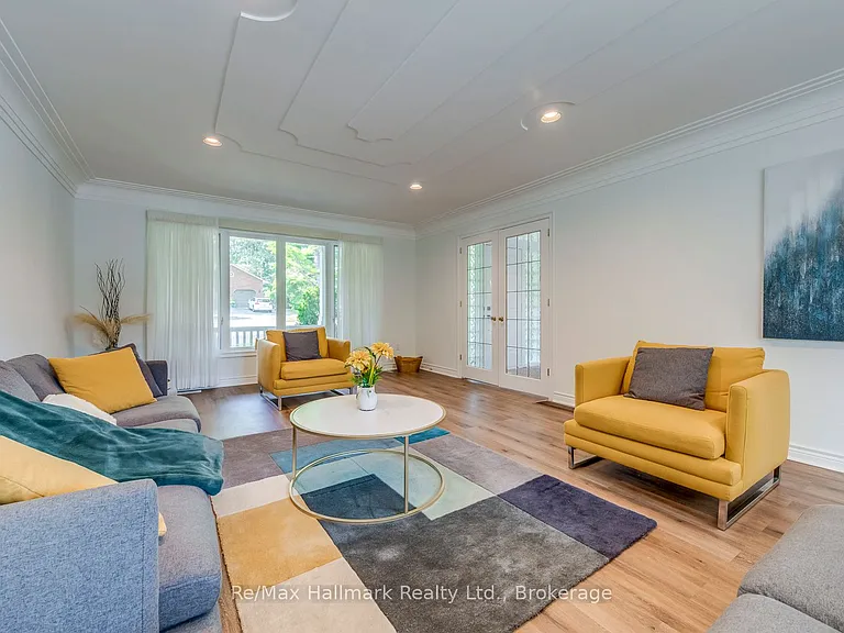157 Trelawn Ave — Photo 8