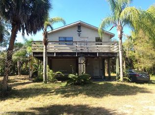 2060 Woodland Estates Rd, Naples, FL 34117