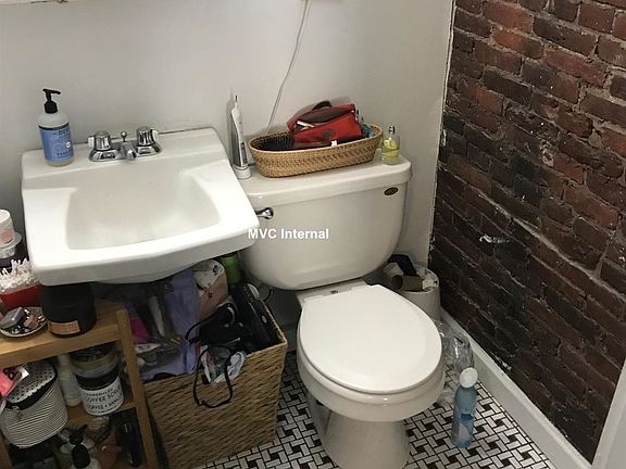 63 Hancock St. #4F Boston (Beacon Hill) Shared Unit Photo 4
