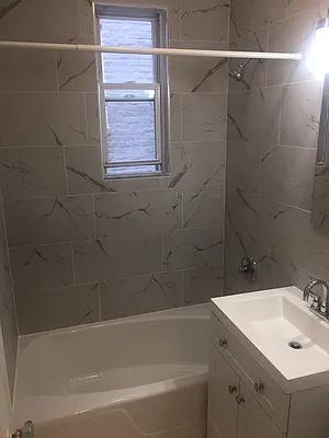 Rented by CENTURY 21 Sunny Gardens Realty, Inc. | media 10