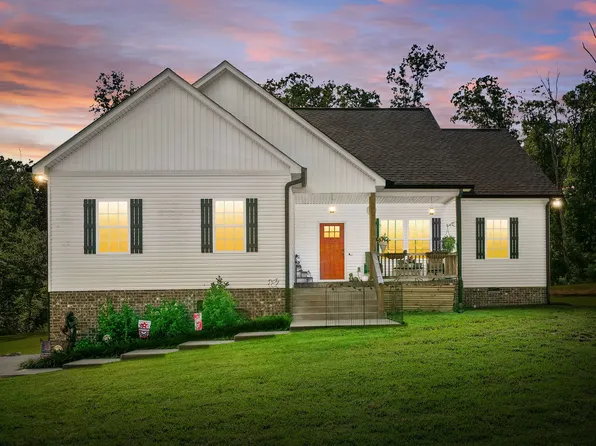 381 Tummins Rd, Mc Ewen, TN 37101