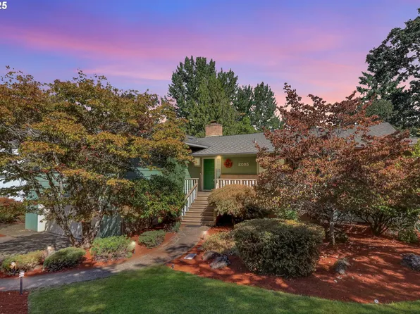 2085 Trillium St, Eugene, OR 97405