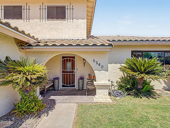 3rd image of 5240 W GARDEN Drive