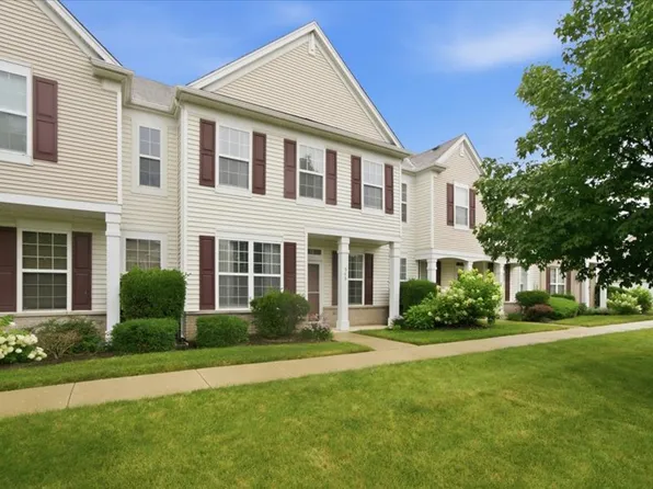 543 Topeka Dr, Grayslake, IL 60030